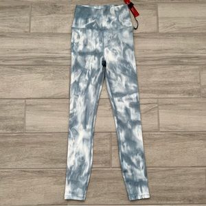 Carbon 38 Tie Dye Ribbed Leggings Blue